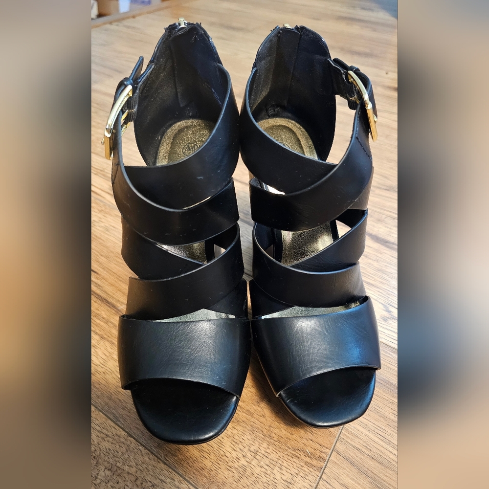 Black Strappy Women's Wedge Shoes